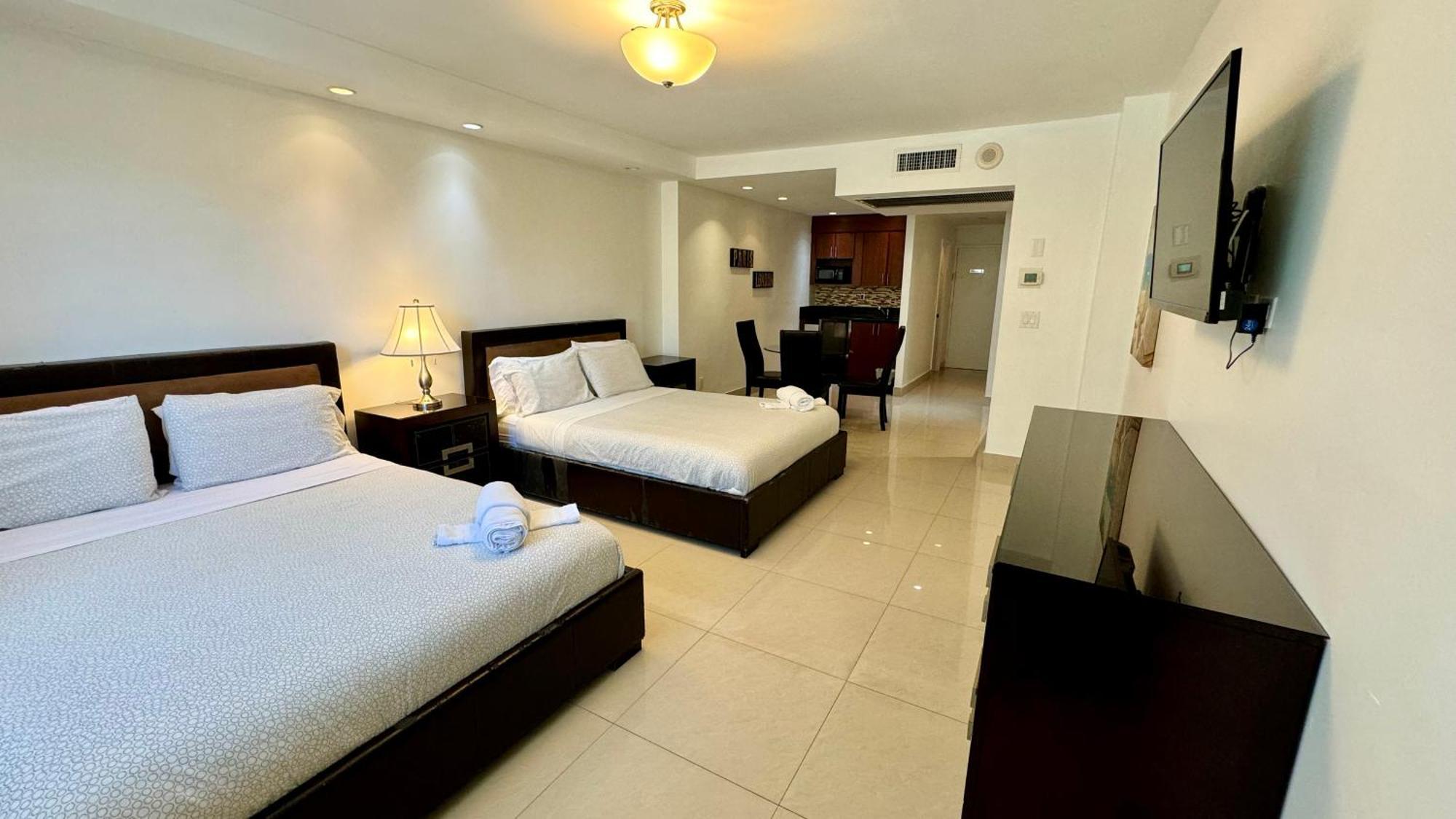 Sunny Isles Condo Resort Miami Beach Esterno foto